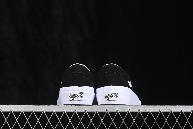 All categories Vans Vans series Vans Low Vans low top Vans Old Skool 36 Vans low-top casual skateboard shoes VN000CNGCIE1